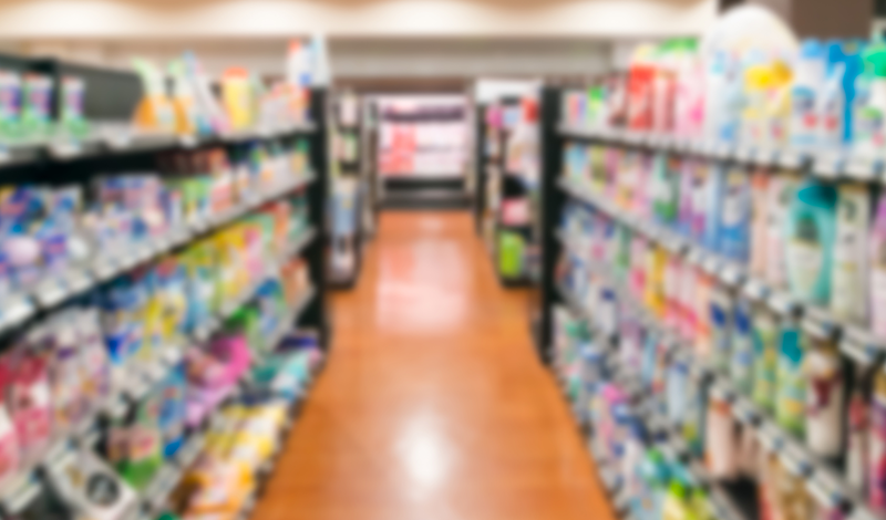 シャンプーが並んでいる店内