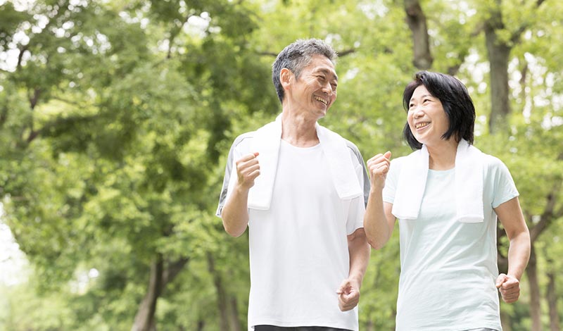 夫婦でウォーキング