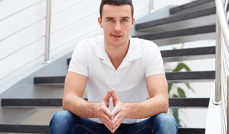  ポロシャツでスポーティー