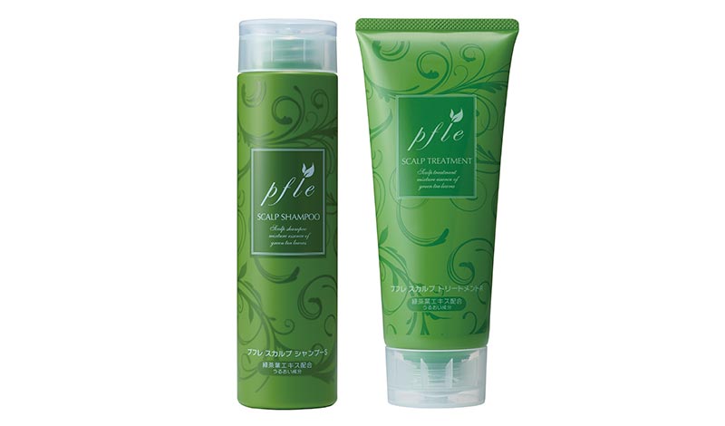 抜け毛が多い女性必見 年代別の原因と今すぐできる対策方法 髪コト 頭髪を通じてライフスタイルを豊かにするための情報を発信