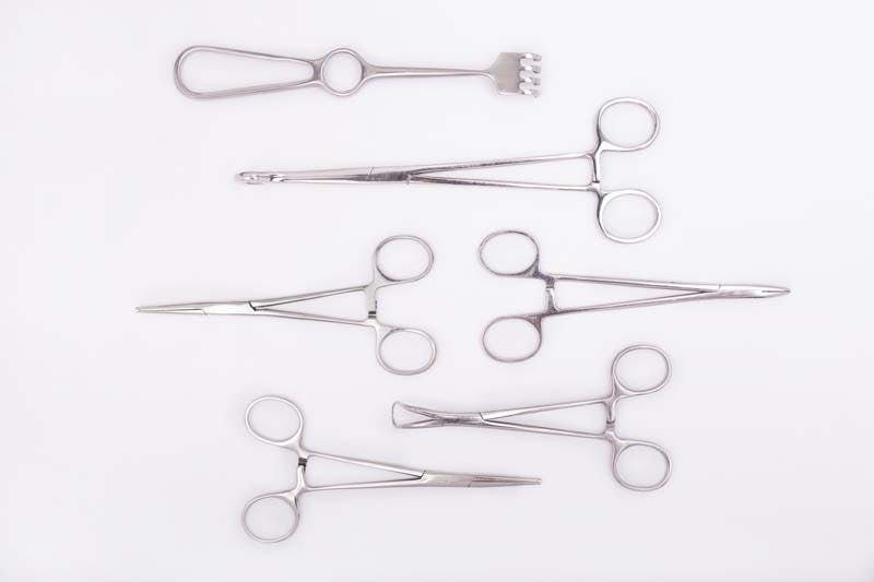 手術に使う器具のイメージ画像
