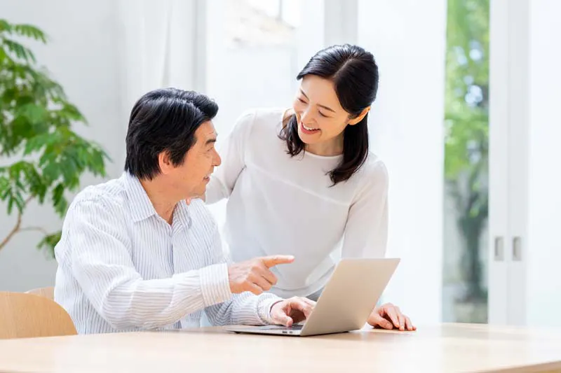 旦那がはげてきたらみんなどうしてるの 伝え方や薄毛対策を聞いてみた 髪コト 頭髪を通じてライフスタイルを豊かにするための情報を発信