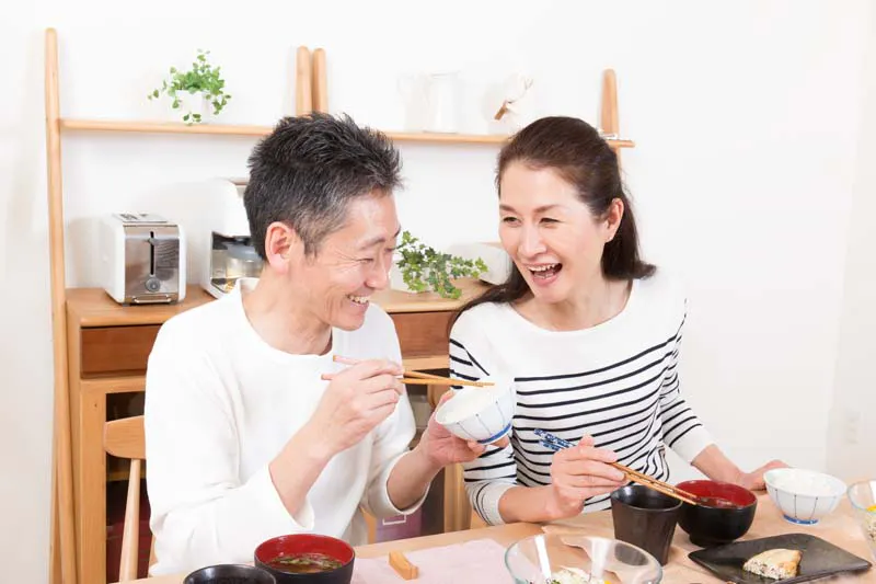 旦那がはげてきたらみんなどうしてるの 伝え方や薄毛対策を聞いてみた 髪コト 頭髪を通じてライフスタイルを豊かにするための情報を発信