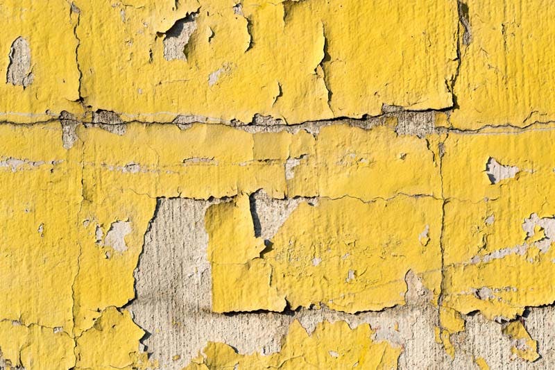 適切なメンテナンスが行われずボロオロになってしまう様子のイメージ画像