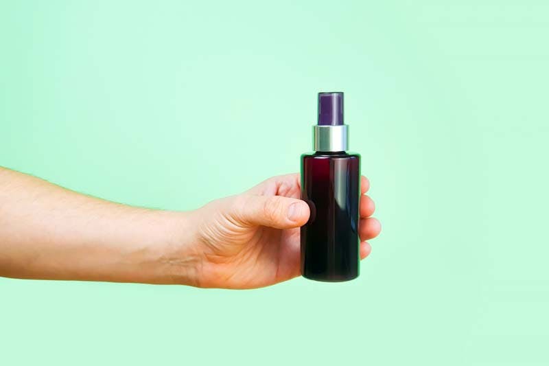 育毛剤のボトルのイメージ画像