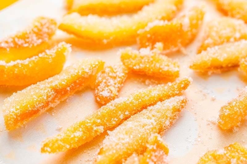 柑橘類の皮（オレンジピール）のイメージ画像